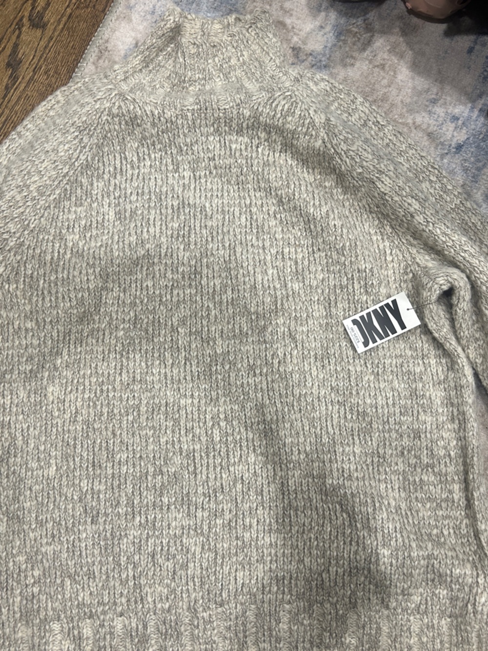 DKNY Heathered Light Gray Crewneck Ribbed Sweater